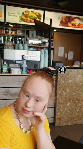 Opinii despre The Coffee Club Café - DFO Jindalee în Jindalee - Hospitality and gastronomy