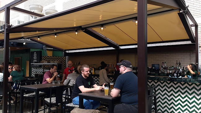 Opinii despre Keg & Brew Hotel în Surry Hills - Hospitality and gastronomy