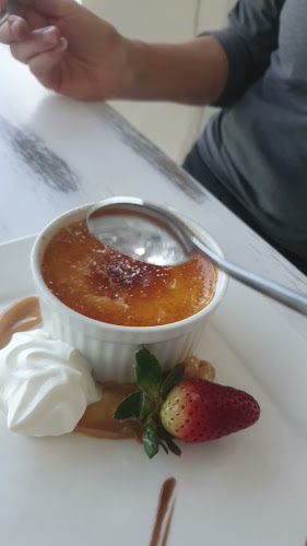 See Restaurant - Hospitality and gastronomy