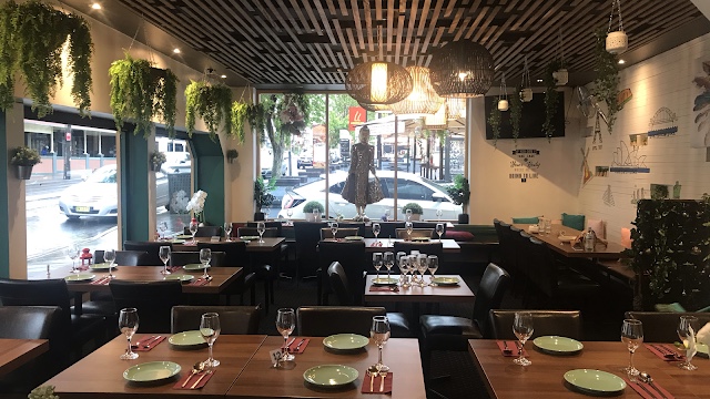 Carnation Thai Restaurant Wollongong - Hospitality and gastronomy