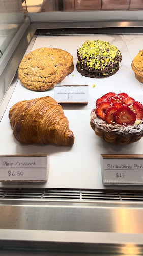 Lode Pies & Pastries Surry Hills - Surry Hills