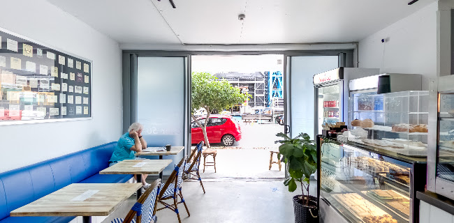 Opinii despre door 50 în Mermaid Beach - Hospitality and gastronomy