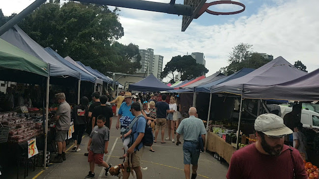 Opinii despre Burleigh Market în Burleigh Heads - Hospitality and gastronomy