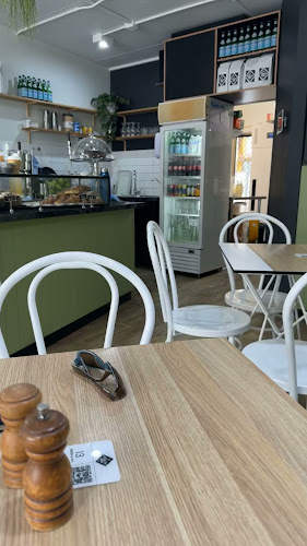 Metro Coffee - Hospitality and gastronomy