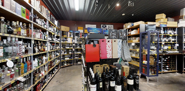 Comentarii opinii despre Peels Liquor