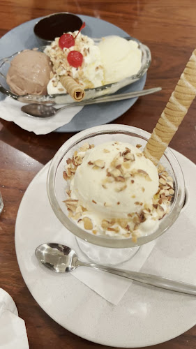 Level 3, La Trobe St &, Swanston St, Melbourne VIC 3000