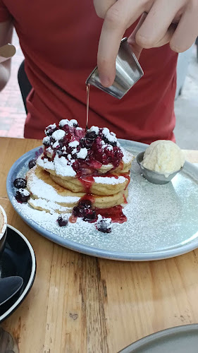 Opinii despre Corner & Bench în Melbourne - Hospitality and gastronomy