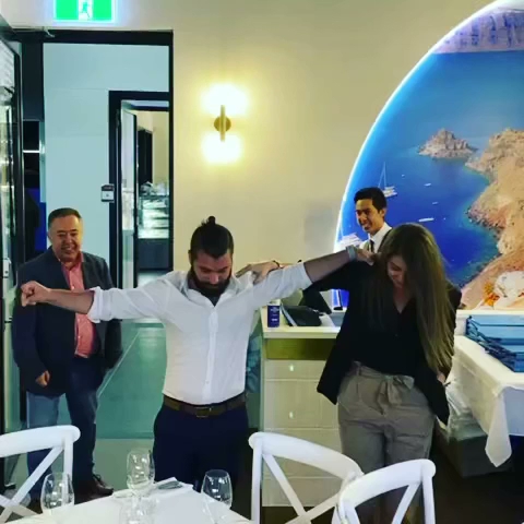 Opinii despre Santorini Restaurant Grill Bar în Newstead - Hospitality and gastronomy