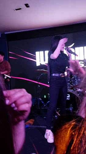 Comentarii opinii despre The Cavill Hotel