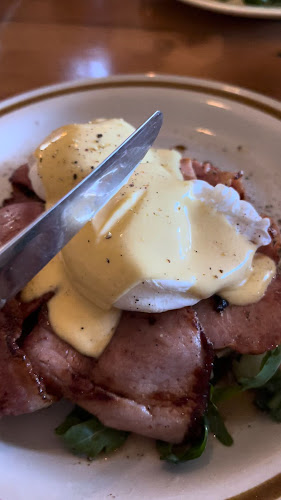 Opinii despre The Hideout Coffee House în Narangba - Hospitality and gastronomy