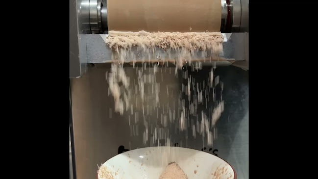 Shop 10/2 Elkhorn Ave, Surfers Paradise QLD 4217