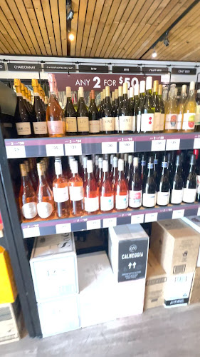 Comentarii opinii despre Vintage Cellars Spring Hill