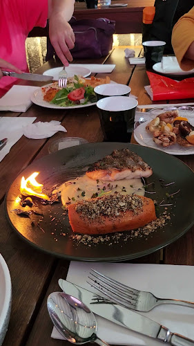 Opinii despre Hotel Gosford în Gosford - Hospitality and gastronomy