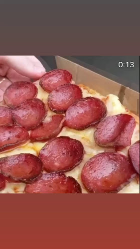 Opinii despre Sliced Detroit Pizza în Darlinghurst - Hospitality and gastronomy