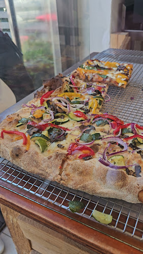 Pizza Sublime - Hospitality and gastronomy