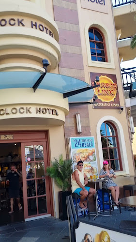 Clock Hotel - Surfers Paradise