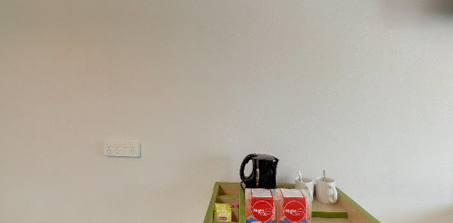 Opinii despre Coolaroo Hotel în Coolaroo - Hospitality and gastronomy