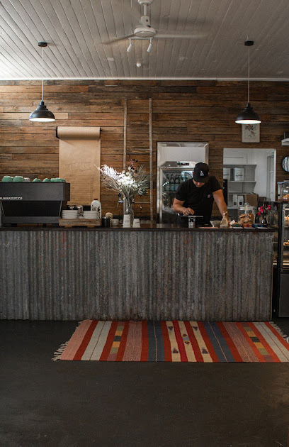 Elwood Cafe Burringbar