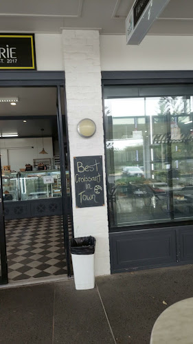 Salt Village French Patisserie - Hospitality and gastronomy