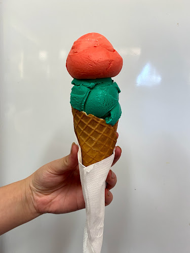 Coolas Icecreamery - Hospitality and gastronomy