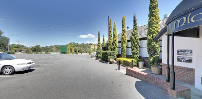 Mick O'Shea's Hotel - Hospitality and gastronomy