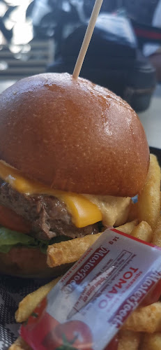 Opinii despre The Wattle Hotel în Upper Coomera - Hospitality and gastronomy