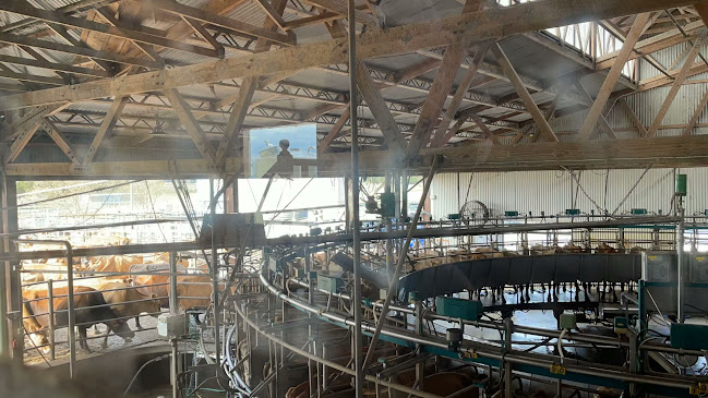 Caldermeade Farm & Cafe