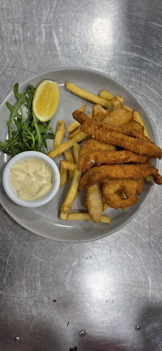 Opinii despre The Deck Cafe Restaurant & Bar în Sydney - Hospitality and gastronomy