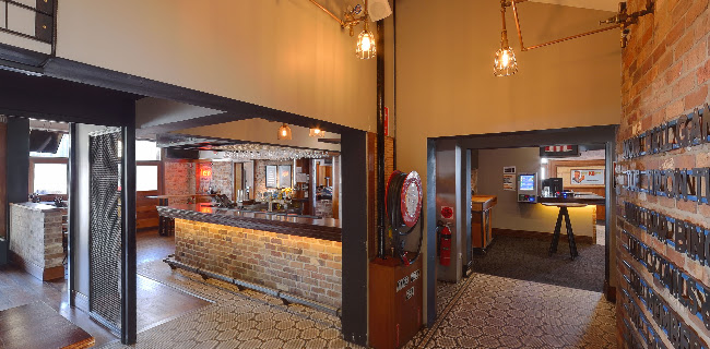 The Greenroof Hotel - Hamilton