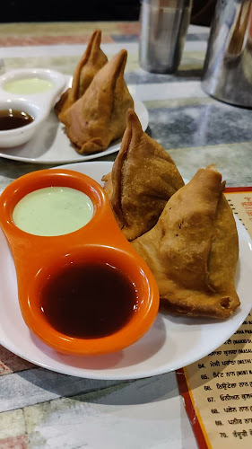 Opinii despre Singh Sweets & Punjabi Restaurant în Truganina - Hospitality and gastronomy