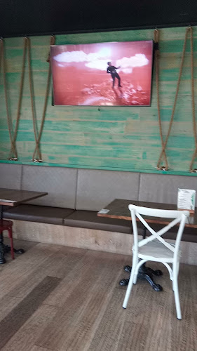 Comentarii opinii despre Barbossa Bar & Bottle Shop