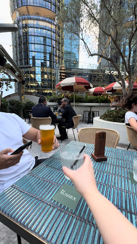 Opinii despre The Sussex Hotel în Sydney - Hospitality and gastronomy