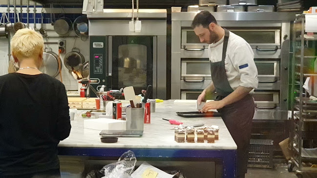 Shop 5, Palings Lane, 320 George St, Sydney NSW 2000