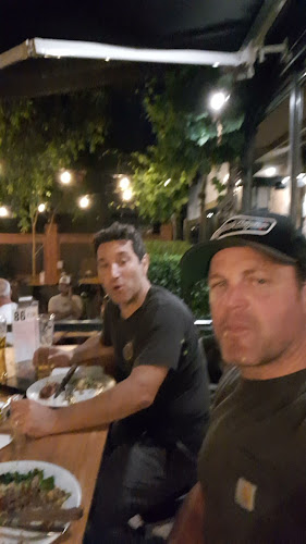 Opinii despre The Edinburgh Hotel în Adelaide - Hospitality and gastronomy