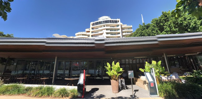 The Jetty South Bank - Hospitality and gastronomy