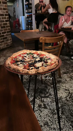 Opinii despre Gigi Pizzeria în Newtown - Hospitality and gastronomy