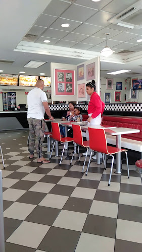 Opinii despre Hungry Jack's Burgers Albany în Albany - Hospitality and gastronomy