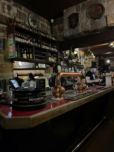 Opinii despre The Hero of Waterloo Hotel în Millers Point - Hospitality and gastronomy