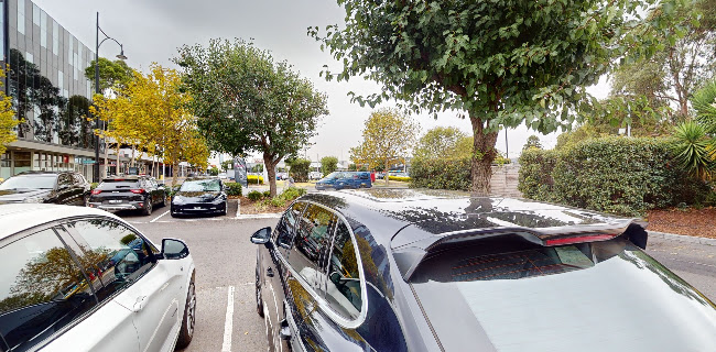 Slices Caroline Springs - Hospitality and gastronomy