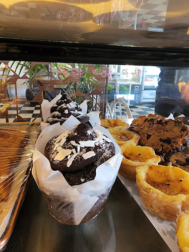 Comentarii opinii despre Coffee & Flour