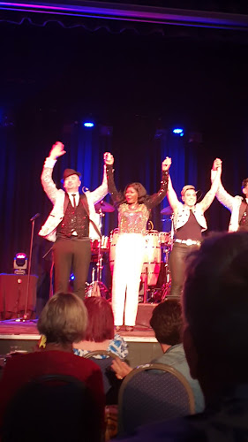 The Parade, Belmont NSW 2280