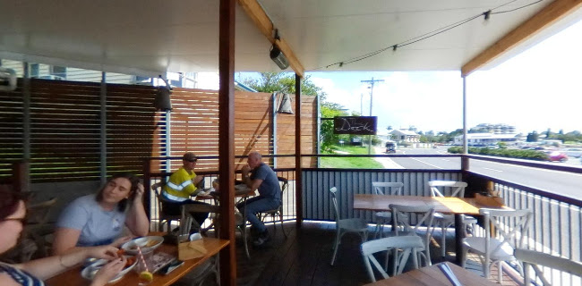 17 Flinders Parade, Gladstone Central QLD 4680