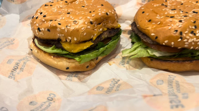 Opinii despre Cookhouse Burgers (Pascoe Vale) în Melbourne - Hospitality and gastronomy