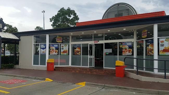 Opinii despre Hungry Jack's Burgers Bankstown Christies în Bankstown - Hospitality and gastronomy