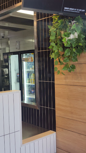 Opinii despre KFC Benowa în Benowa - Hospitality and gastronomy