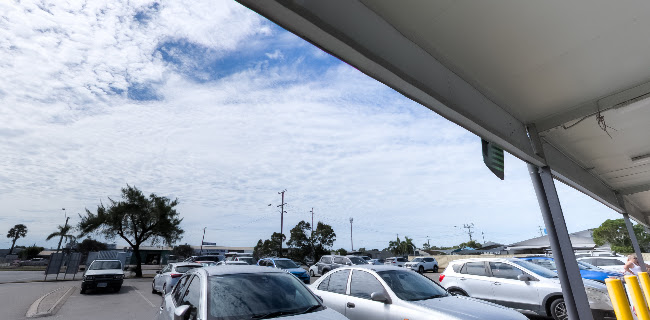 Skinnys Supa Deli - Mount Louisa