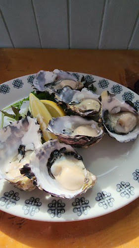 Flippers Cooked Seafood - Hospitality and gastronomy