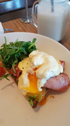 Opinii despre The Coffee Club Café - Domain Townsville în Garbutt - Hospitality and gastronomy