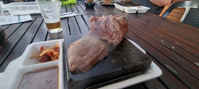 Opinii despre Hibernian Hotel Bendigo în Golden Square - Hospitality and gastronomy