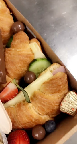 Opinii despre Good chef bad chef în Adelaide - Hospitality and gastronomy